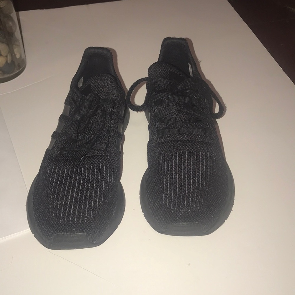 Like new Adidas athletic shoe